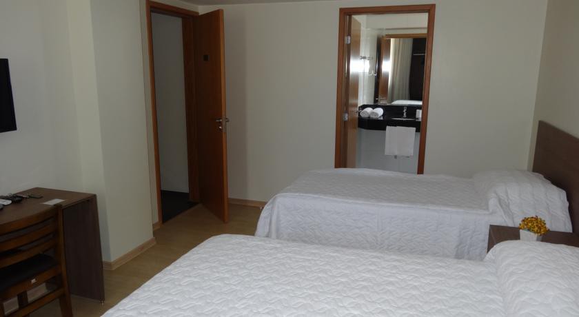 vida plaza hotel