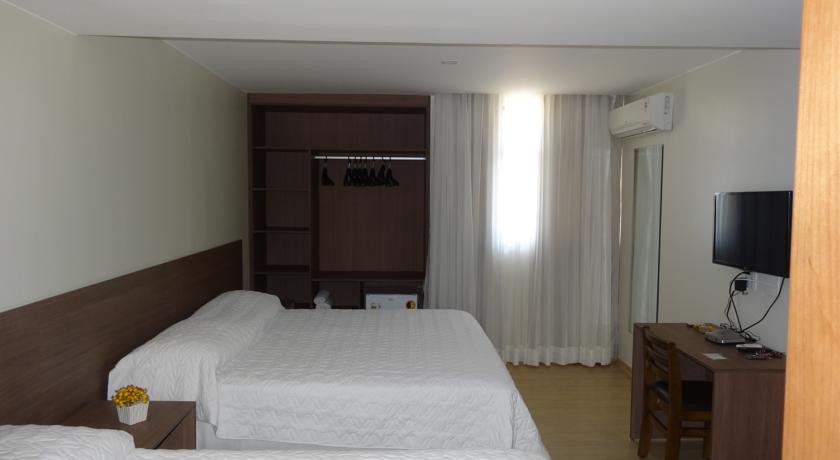 vida plaza hotel