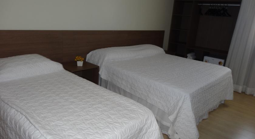 vida plaza hotel