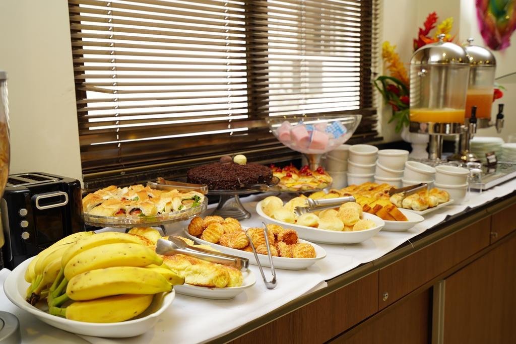 vida plaza hotel