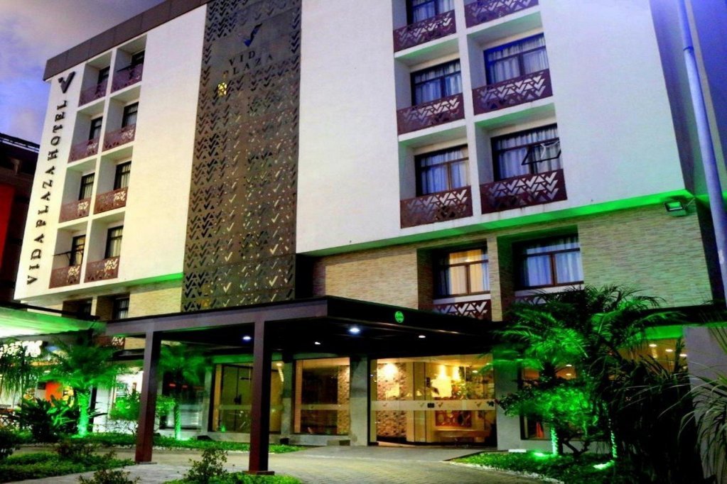 vida plaza hotel