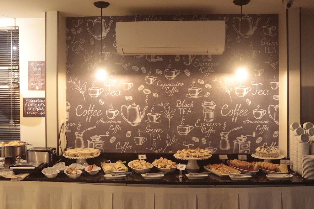 vida plaza hotel
