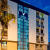 vida plaza hotel