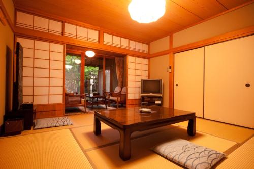 yufuin onsen ryotei tanokura