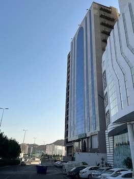 2 asfar alhiaz hotel