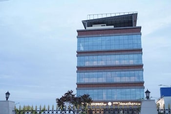 Hotel Vanthara Inn,,2 star