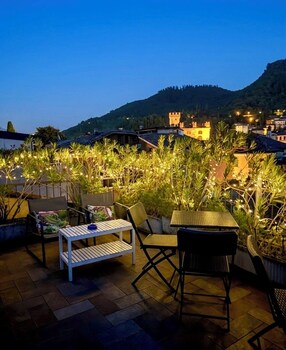 casa cavour garda