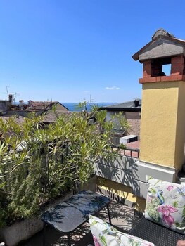 casa cavour garda