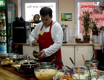 Hotel Nova,Kyiv>>Desnjanskyj,3 star