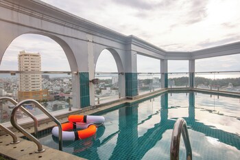 elite riverlight hotel by elite24