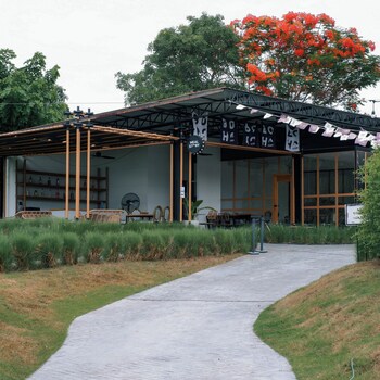 Boho Story,,3 star