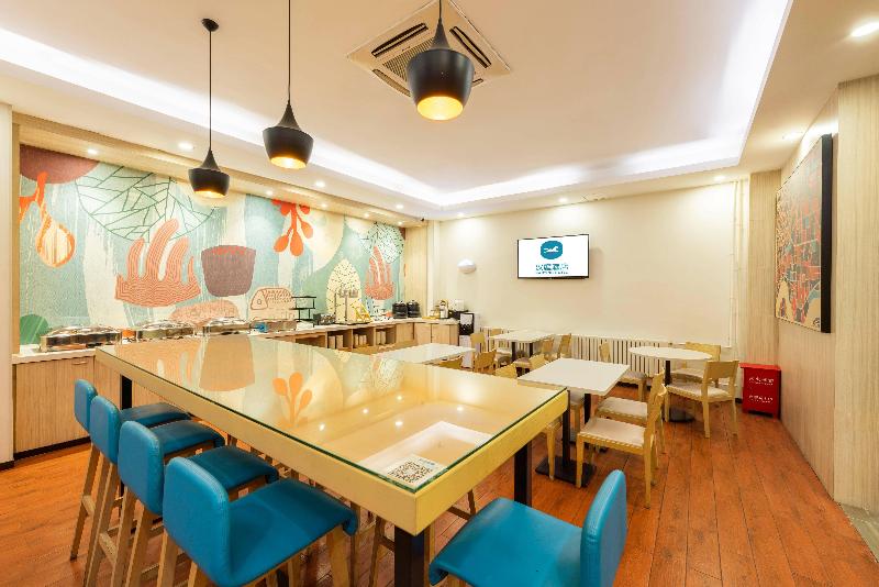 hanting hotel dalian zhongshan square metro station