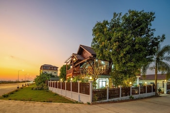 mekong riverside villa