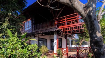 mekong riverside villa