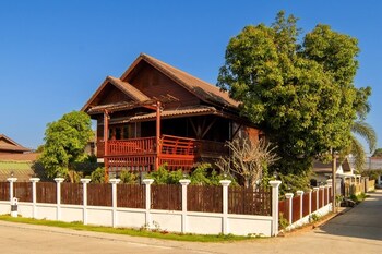 mekong riverside villa