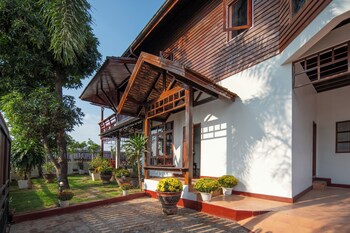 mekong riverside villa