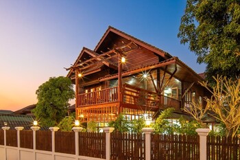 mekong riverside villa