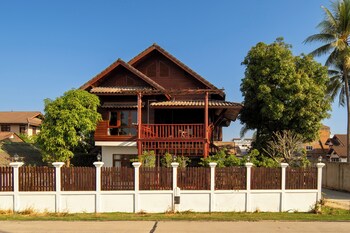 mekong riverside villa