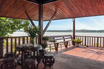 mekong riverside villa