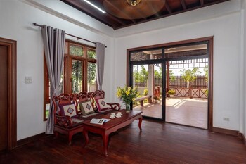 mekong riverside villa