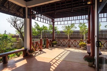 mekong riverside villa