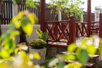mekong riverside villa