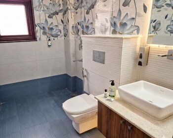 onlystay restivo golf course road