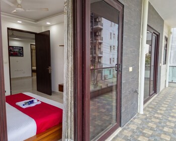 onlystay restivo golf course road