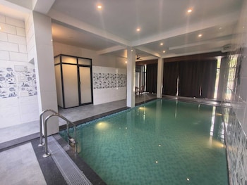 Greenway Retreat Resort,,2 star