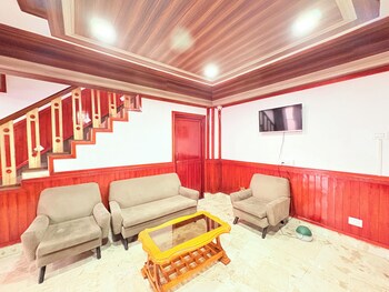 tashi yang gangtok mahatma gandhi marg
