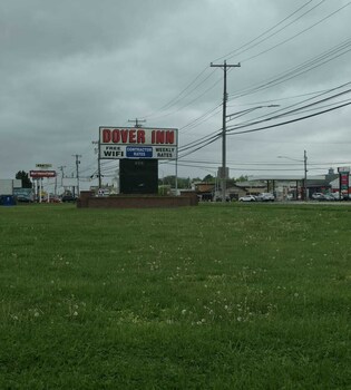 dover inn