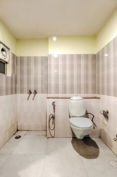hotel dwarkadheesh