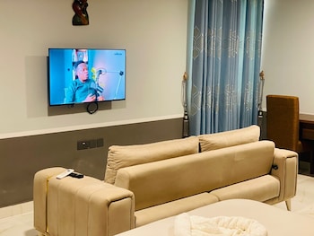 Snl Mountain View Hotel,,4 star