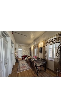 Kavcioglu Rooms,,3 star