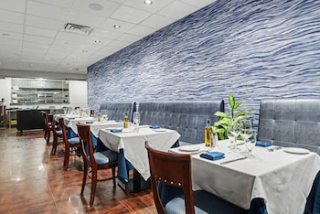 hotel troy trademark collection by wyndham