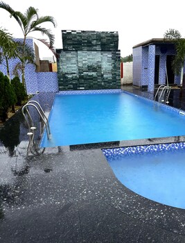Puri Palm Beach Resorts,,2 star