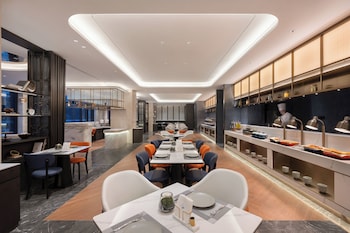 novotel jiuzhaigou opening soon