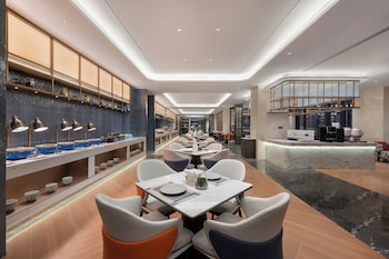 novotel jiuzhaigou opening soon