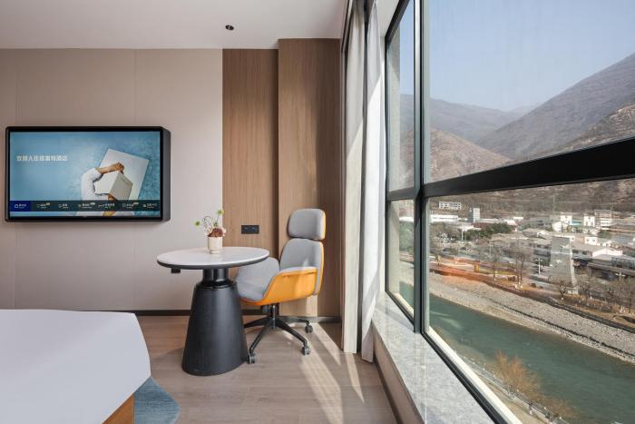 novotel jiuzhaigou opening soon