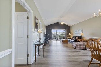 magnolia north 305
