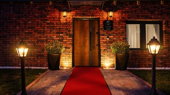 zoe hotel