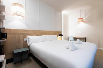 Urbaia Rooms,,2 star