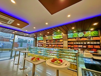 hotel gulab pure veg restaurant