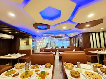 hotel gulab pure veg restaurant
