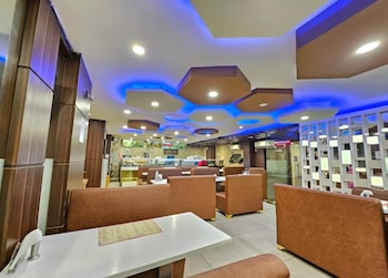 hotel gulab pure veg restaurant