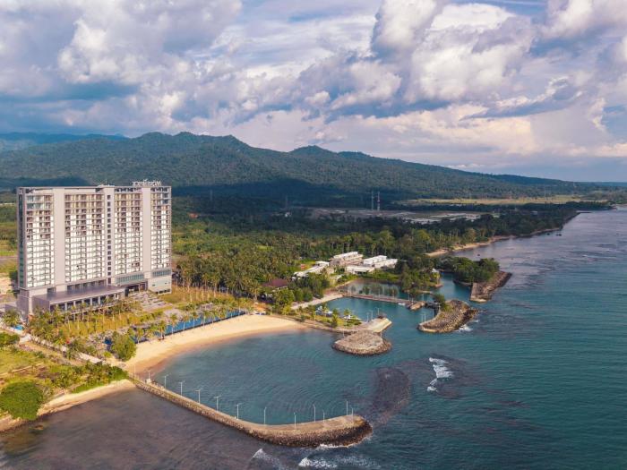 movenpick resort carita
