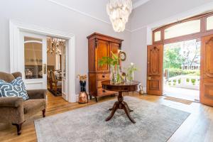 Bonne Esperance Boutique Guest House And Studio Apartments,Cape Winelands>>Cape Town,4 star