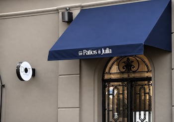 los patios de julia by dot boutique