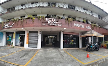 Hotel Las Gardenias,,2 star