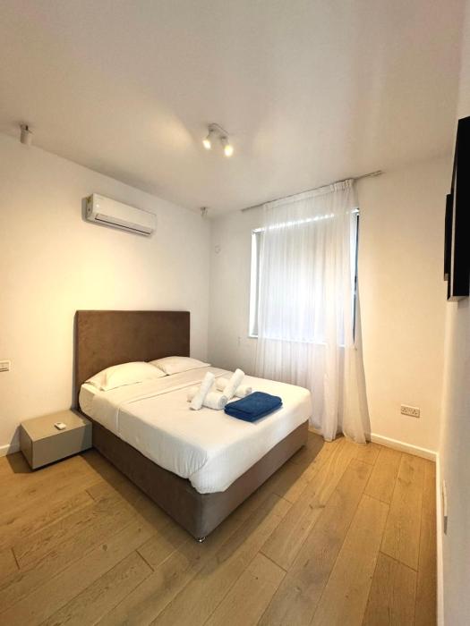 sunset park villa
